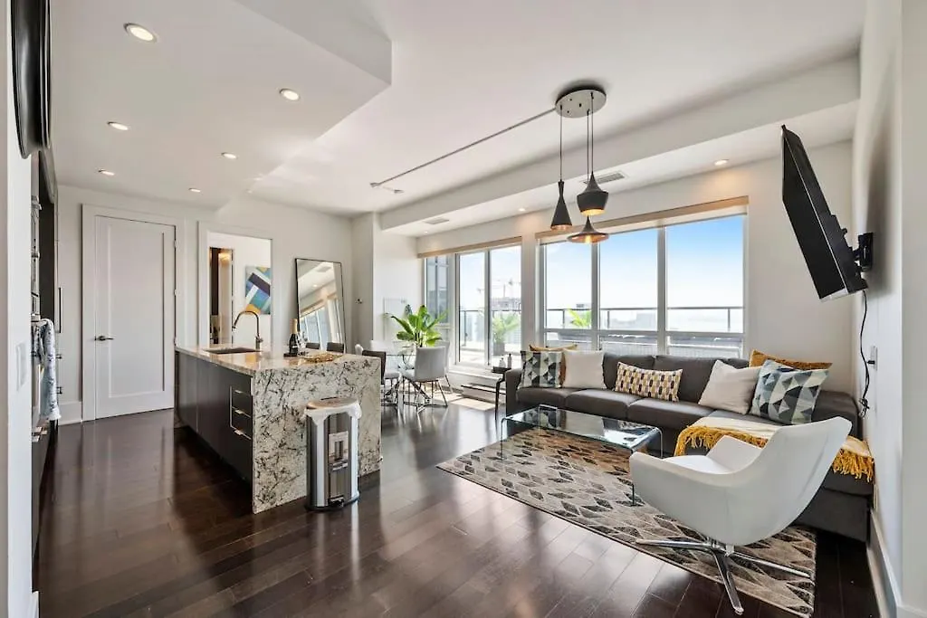 דירות טורונטו 5-Star Panoramic View And Large Terrace By Cn Tower